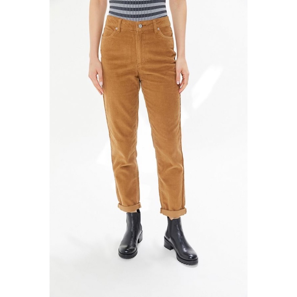 ◻️ S O L D ◻️ bdg corduroy pants